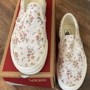 Floral Slip-on Vans